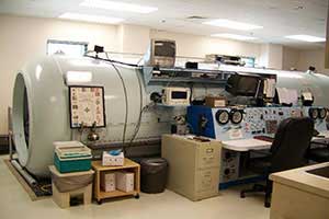 photo of hyperbaric oxygen chamber